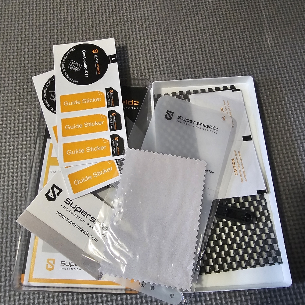 Galaxy S10 Screen Protector - Picture 2 of 2